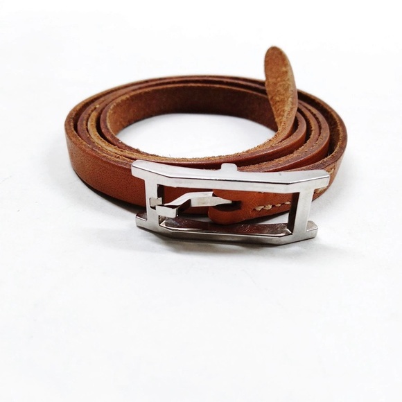 Hermès Hapi Leather Wrap Bracelet in Brown with a Palladium-Plated H Buckle - Picture 6 of 6